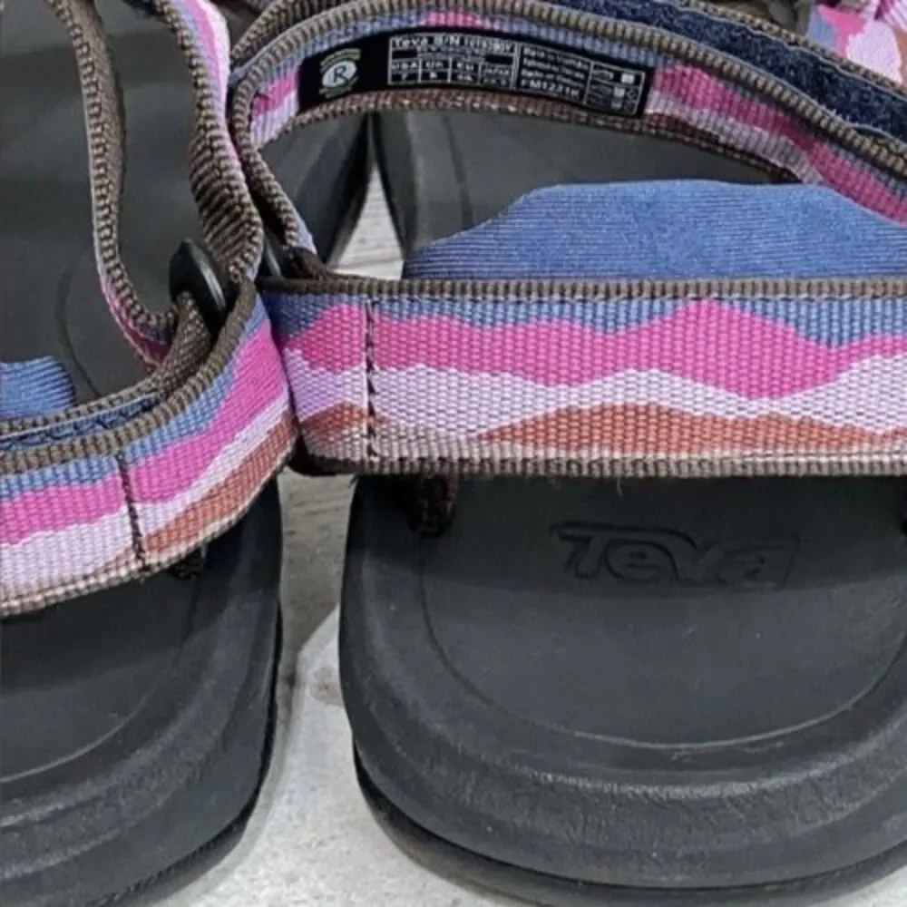 Teva Youth size 7 Hurricane XLT2 Hiking Sandals Vista Fushia Navy Beach New